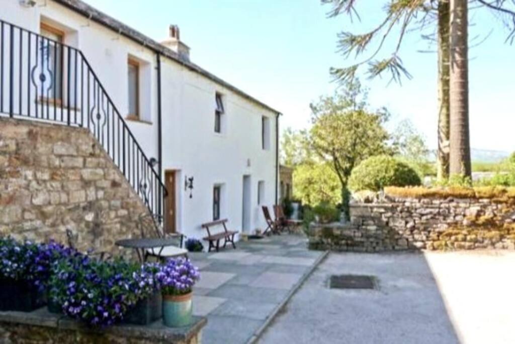 Cosy 3 Bed Cottage Near 3 Peaks - Log Burner & Aga Bentham Kültér fotó